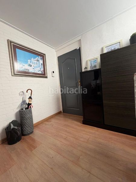 Foto 25cac04f-4297-4a1b-8b69-8cee820b9ce5. Apartament amb piscina a Catarroja