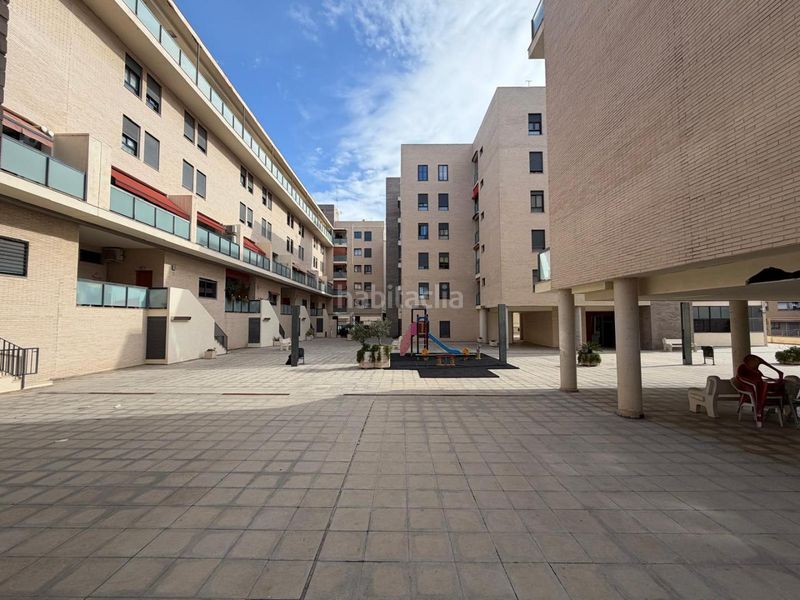 Foto ac63cfc7-0bd2-4654-bdb0-6bd015f872ab. Apartament amb piscina a Catarroja