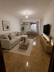 Appartement à Benetússer. Piso con ascensor zona palleter