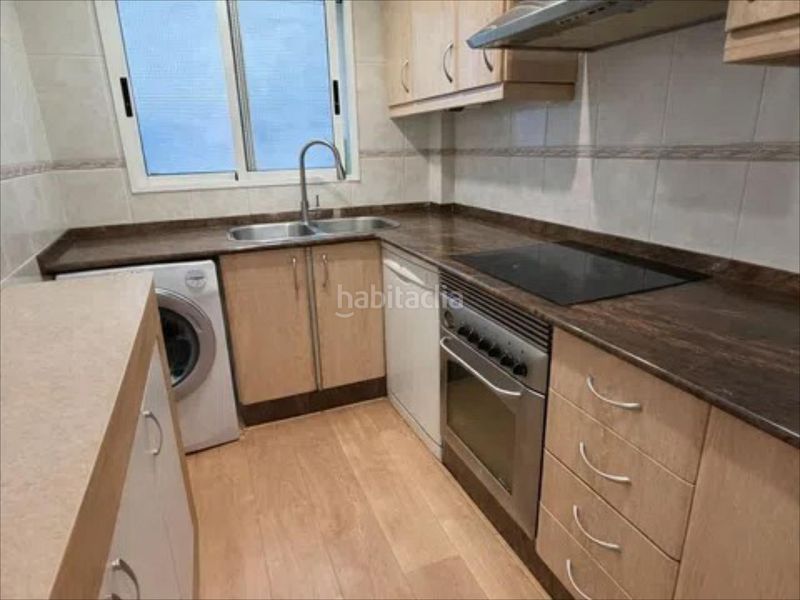Foto 723192a8-f0dc-4f0d-b518-13b3e674cdb0. Apartament a Malilla Valencia