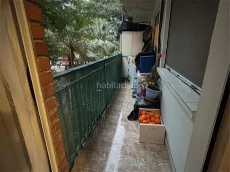 Foto f4f3abfb-4f41-4ae8-b18b-8afb21a5815d. Apartament a Malilla Valencia