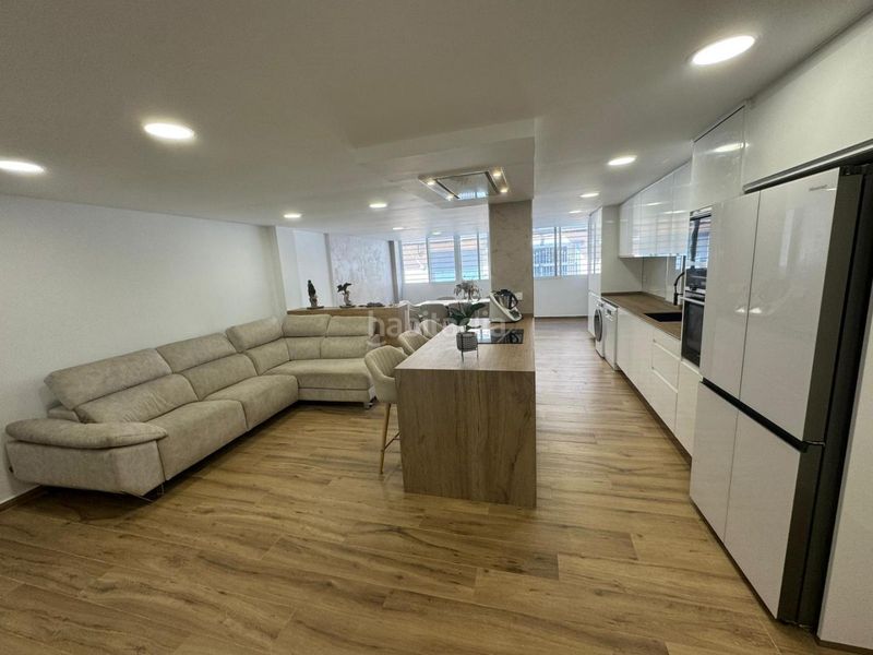 Foto c30b6e86-8ea7-41a9-a3cc-a5411bb0fd41. Apartament a Plaza Xúquer Paiporta
