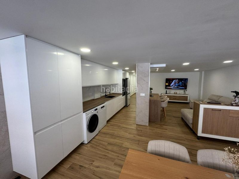 Foto fe4d9846-ffcd-4eb2-b52c-feb181e8496c. Apartament a Plaza Xúquer Paiporta