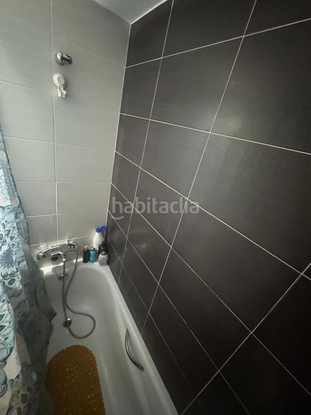 Foto 5e0423c8-4ba8-4f1d-a4c8-68f270f6353c. Pis a Plaza Xúquer Paiporta