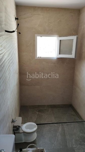 Foto 2520175e-232e-4be0-8e90-3c20accf2bdd. Casa amb piscina a Cheste