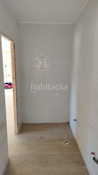 Foto 77bc6579-a68d-42c3-ba25-8e08105164c1. Casa amb piscina a Cheste