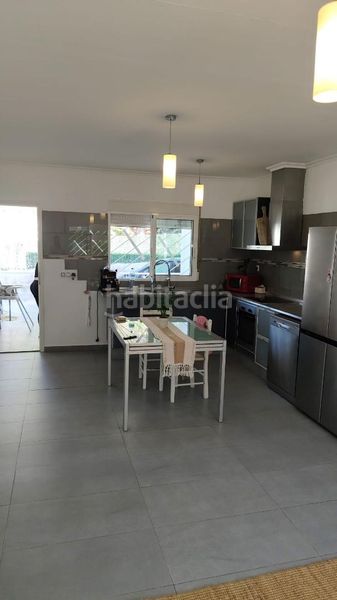 Foto ab2185b6-e0de-43ad-922a-f20534ff0473. Casa amb piscina a Cheste