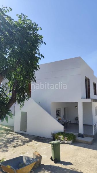 Foto cace107c-e4c3-4007-9724-0818da70a142. Casa amb piscina a Cheste