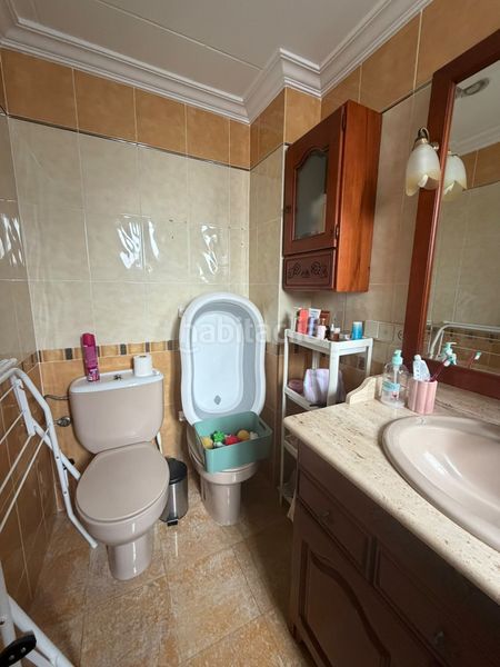 Foto 12109c36-2a42-40d9-9959-aa2501114ad2. Casa adossada a Catarroja