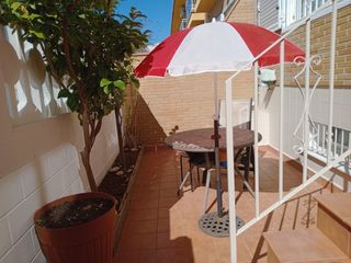 Casa adossada a Centro