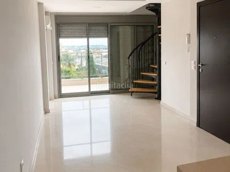 Foto 482ac267-6ca2-4f18-9eb0-68b8de6e3340. Dúplex venta atico duplex en Albal