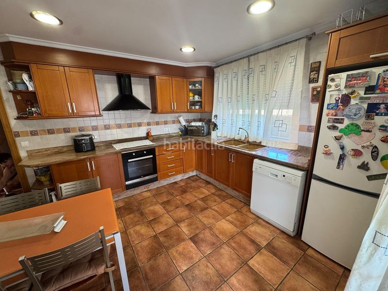 Foto c8f72746-2992-4c47-a6e7-90a1551cc106. Casa amb piscina a El Vedat - Santa Apolonia Torrent