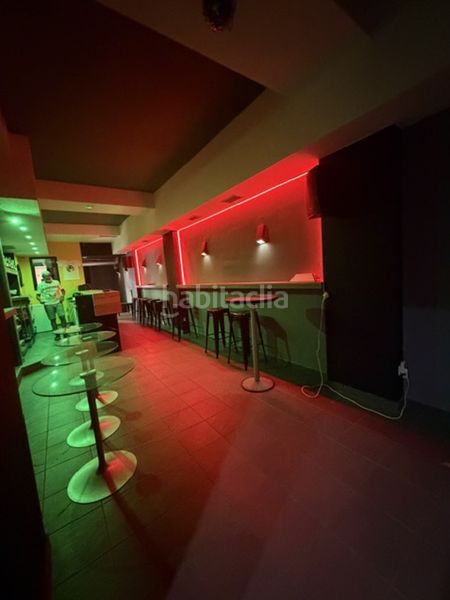 Foto d55b9085-50eb-4a6f-a6c5-eb523f2f0ece. Local comercial a Catarroja