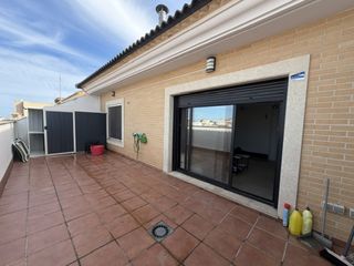 Miete Dachwohnung in Massanassa. Se alquila atico en massanassa para 10 meses