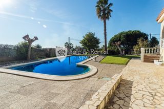 Casa in Montgoda. Bonita casa con preciosas vistas al mar en cala canyelles, llore