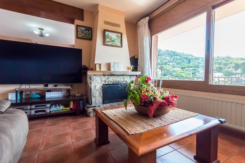 Foto 87c39325-50c0-49f7-913a-f2046c9fce05. Casa fabulosa casa de gran tamaño y con vistas al mar, en Roca Grossa, en Lloret de Mar