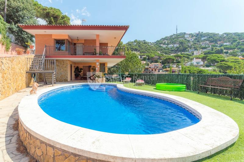 Foto e362713c-6048-43e4-af1f-22802eb17b34. Casa fabulosa casa de gran tamaño y con vistas al mar, en Roca Grossa, en Lloret de Mar