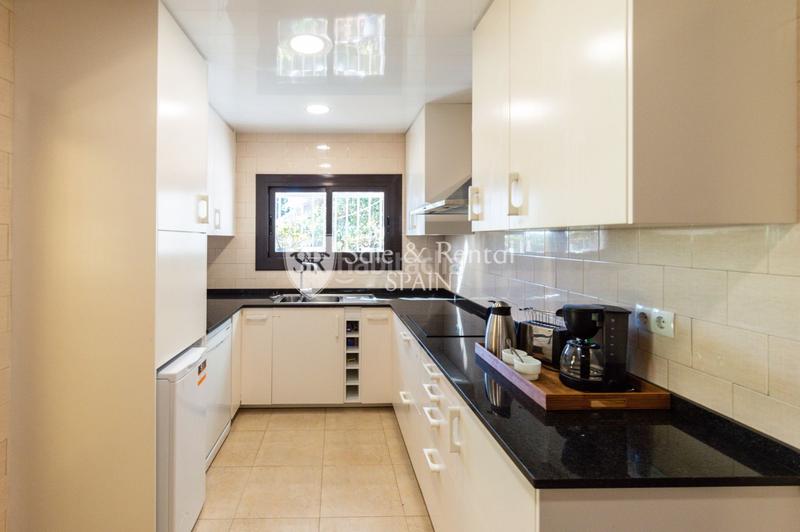 Foto ca8f6f8f-613f-4bff-9b4f-f32653a1740d. Casa espectacular casa con licencia turística y vistas panorámicas al mar en santa cristina, ! en Blanes