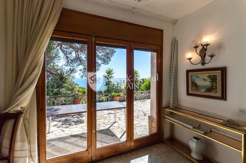 Foto fd7e2653-ba61-4286-9aba-408a4a3bee14. Casa espectacular casa con licencia turística y vistas panorámicas al mar en santa cristina, ! en Blanes