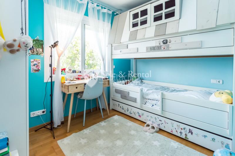 Foto 280d8065-e4b6-4be4-b49c-51c3dbc5e7a8. Casa con piscina in Canyelles Lloret de Mar