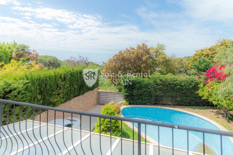 Foto 4d005cd9-856d-4b2a-988e-7b8931c44363. Casa con piscina in Canyelles Lloret de Mar