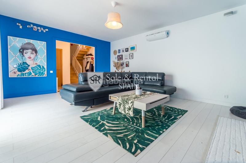 Foto c12bbcd0-26ca-4461-aa84-0ba3dc037bf6. Casa con piscina in Canyelles Lloret de Mar