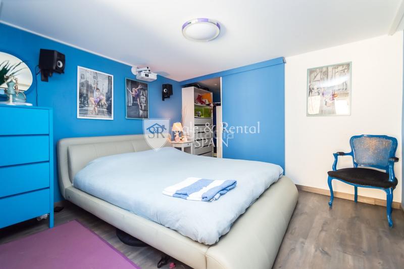 Foto c35c8d7f-cea7-4e1b-9d94-14112f0d1da6. Casa con piscina in Canyelles Lloret de Mar