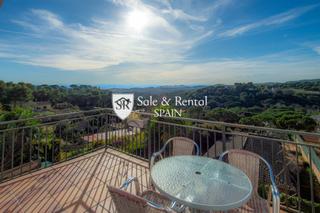 Casa a Lloret Verd - Els Pinars. Magnífico chalet independiente en la urbanización los pinares, l
