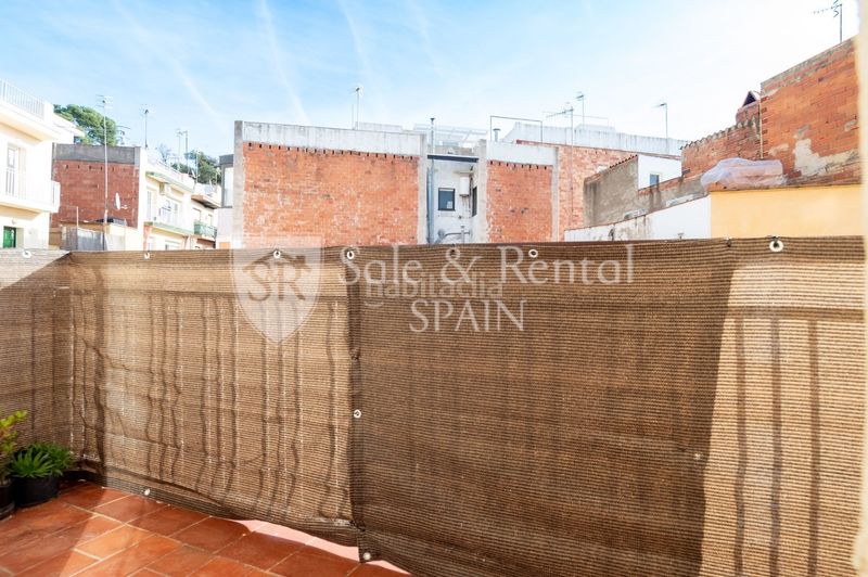 Foto 653b6efd-1e10-4e8e-8b63-c020acaf6275. Pis a Els Pavos Blanes