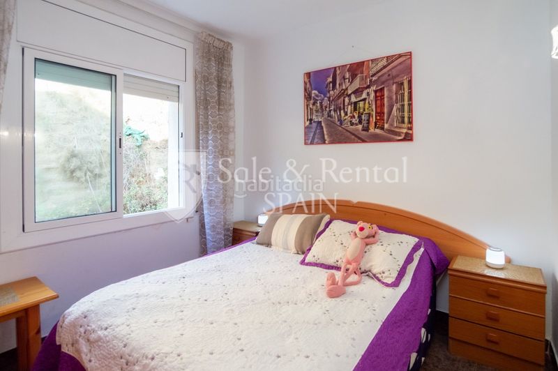 Foto c91473d5-68f8-4bd2-bf40-f8b408afe262. Pis a Els Pavos Blanes
