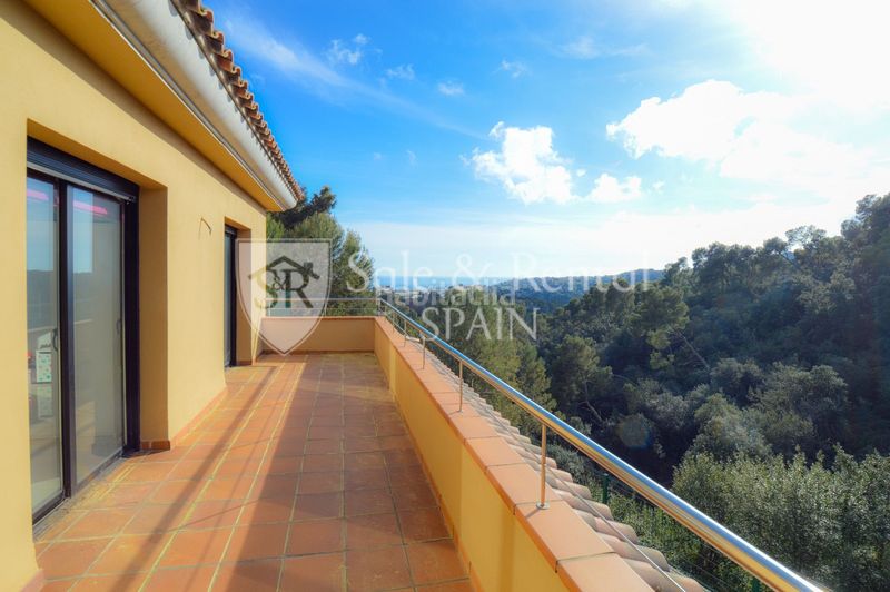 Foto 350aa4d2-a3bf-4e53-b83e-5778e1448938. Casa amb calefacció a Santa Susanna