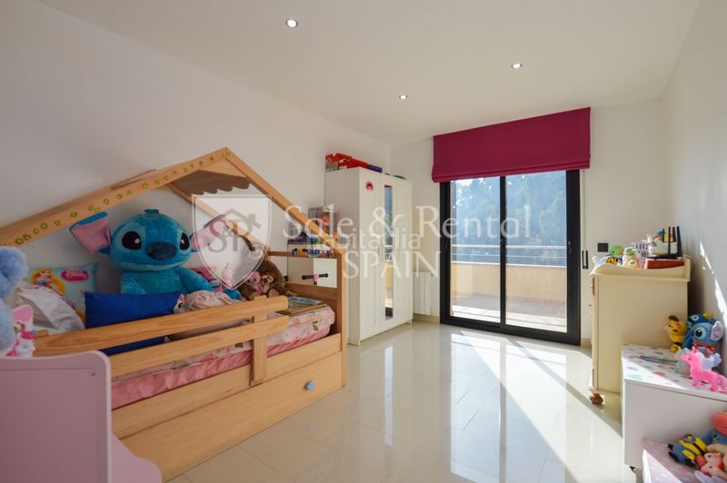 Foto f2043916-25e2-4589-8bde-11c4ff6f4be4. Casa amb calefacció a Santa Susanna