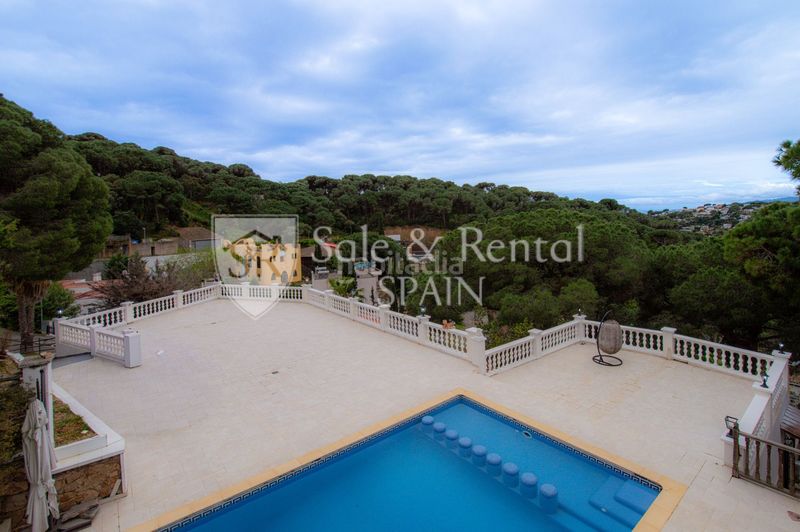 Foto 51e82cde-347d-4cbf-9c9e-ba82ee43e056. Casa amb calefacció piscina a Canyelles Lloret de Mar