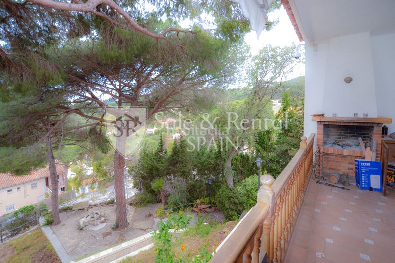 Foto 867ce812-7b9f-4d82-8b51-66506f6ebde7. Casa amb calefacció piscina a Canyelles Lloret de Mar