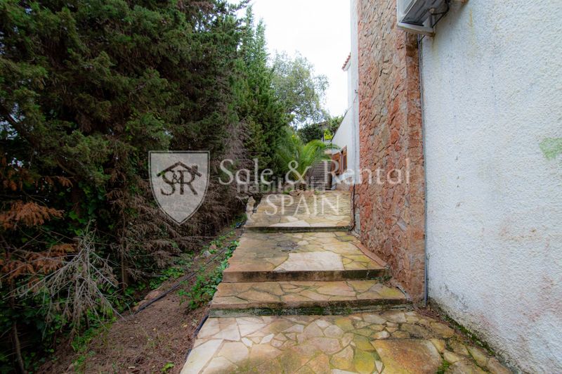 Foto be018d81-f80a-4310-b7c6-47f4c59296e3. Casa amb calefacció piscina a Canyelles Lloret de Mar