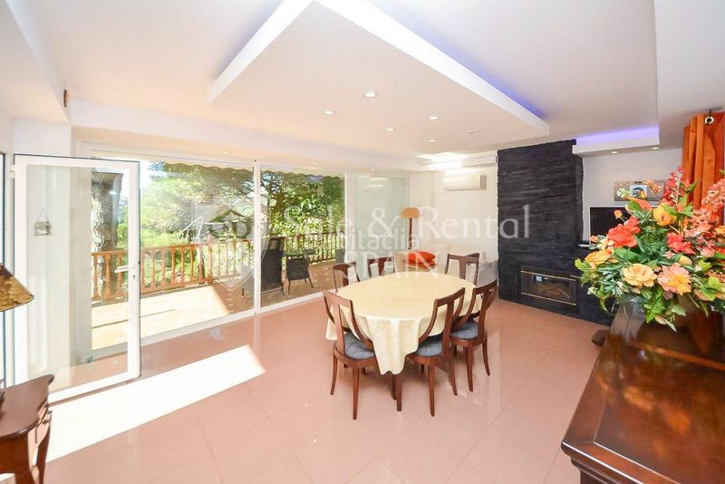 Foto c68ea1da-efc9-46c5-8e6a-06b5f2849c30. Casa amb calefacció piscina a Canyelles Lloret de Mar