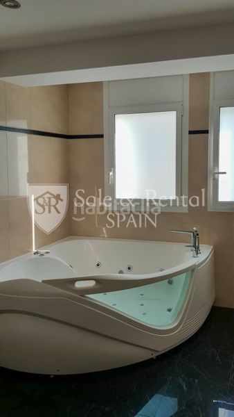 Foto cd313341-9512-4537-a4ae-cbcc125b2c92. Casa amb calefacció piscina a Canyelles Lloret de Mar