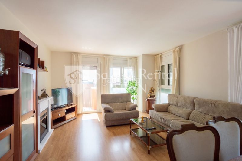 Foto f47bfc60-5f4c-4a3d-a74f-f61053314817. Pis a Centre Blanes