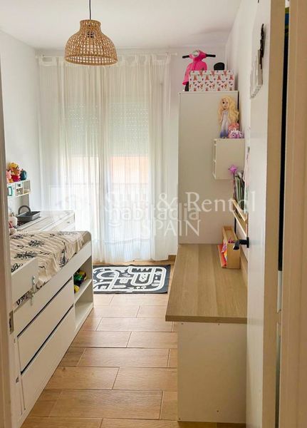 Foto 00446133-ba81-4cfb-a2b9-74534d1b708c. Pis a Els Pavos Blanes