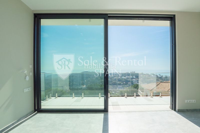 Foto b6987dfb-a089-4a2b-a7c7-8d69b97e4635. Casa amb calefacció a Serra Brava Lloret de Mar