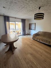 Appartement à Els Pavos. Luminoso y espacioso piso familiar en los pavos, blanes