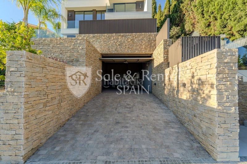 Foto bed2350a-daff-4372-a52c-3217d8f0d3c9. Casa amb piscina a Roca Grossa Lloret de Mar