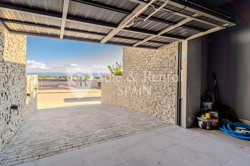 Foto e0ad0e67-52f3-4c9e-ad48-841c2d34f5d8. Casa amb piscina a Roca Grossa Lloret de Mar