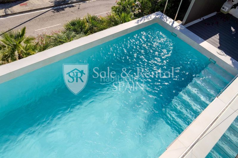 Foto f85d32e9-87d2-4ade-9f5f-3f9025ad890b. Casa amb piscina a Roca Grossa Lloret de Mar