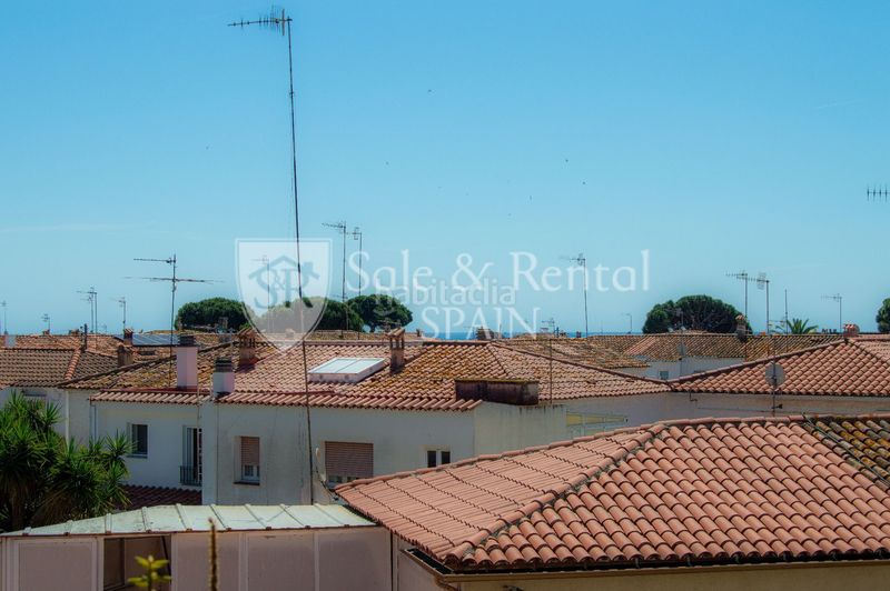 Foto eb1abd46-bb77-45e1-8014-cbd3707f7b7a. Pis amb calefacció a Els Pins Blanes