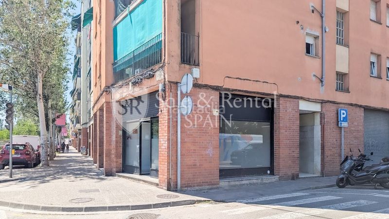 Foto bb40d437-697f-4613-bdae-5da946d15f99. Local comercial a Sant Narcis Girona