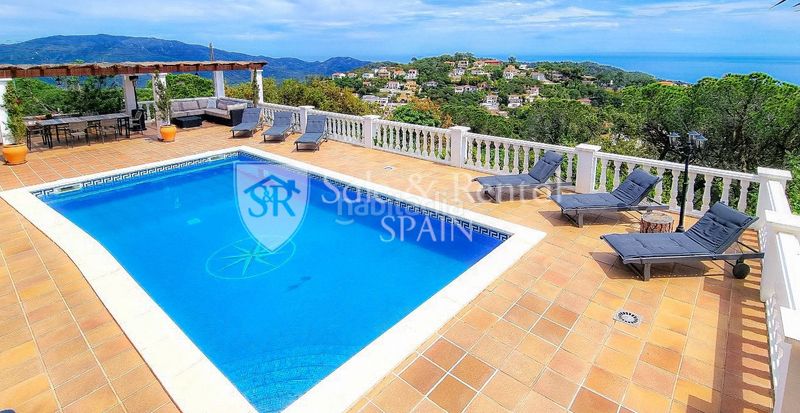 Foto 0d187e9c-1551-4664-b337-f6972bc94e9d. Casa amb calefacció piscina a Serra Brava Lloret de Mar
