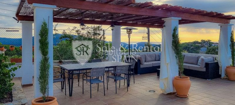 Foto 2da66778-2328-4249-9f42-a7327a2f4b01. Casa amb calefacció piscina a Serra Brava Lloret de Mar