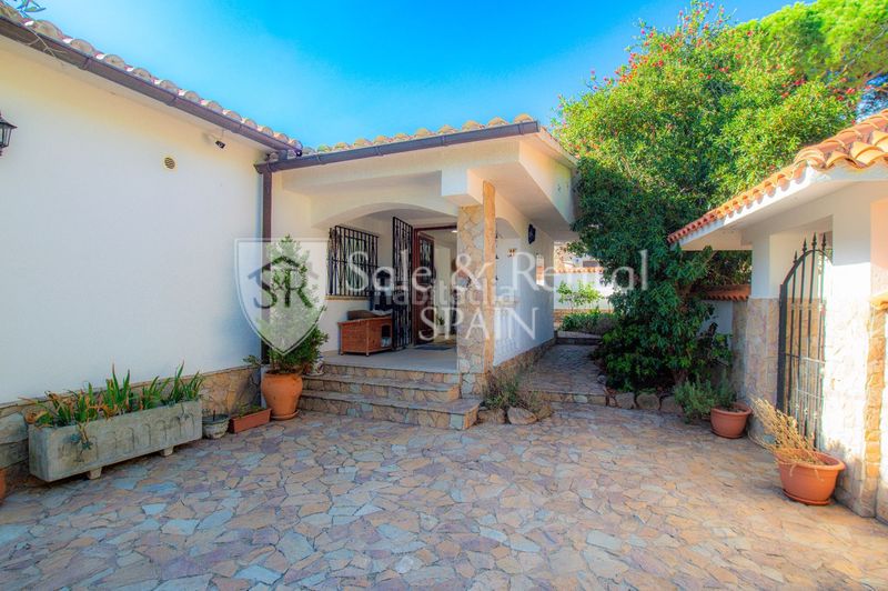 Foto a649d0b2-620b-4e3c-b7bd-2c566c22db40. Casa amb calefacció piscina a Serra Brava Lloret de Mar