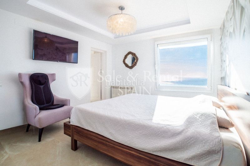 Foto f8e43620-e1f6-4c8a-8da0-a9ab911df3f6. Casa amb calefacció piscina a Serra Brava Lloret de Mar
